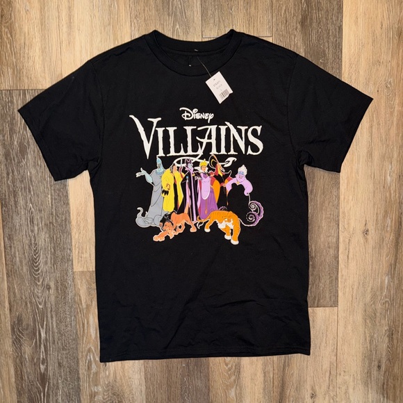 NWT Disney Villains Black T-Shirt - Picture 4 of 5
